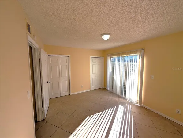 $1,045 | 6415 South Roberts Avenue, Unit 105, Tampa, FL 33616