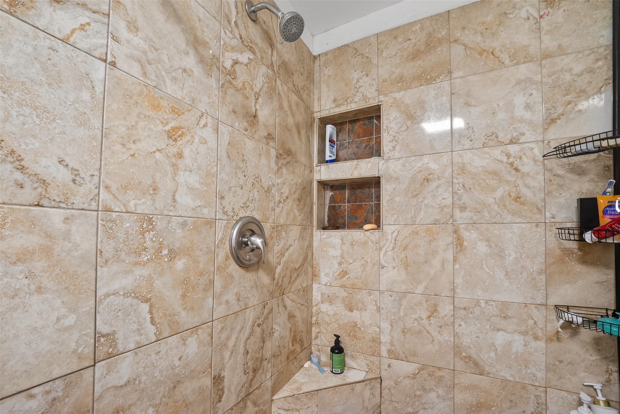 621 Elsbeth Road Channelview, TX 77530 - Photo 31 of 38 a bathroom with a shower