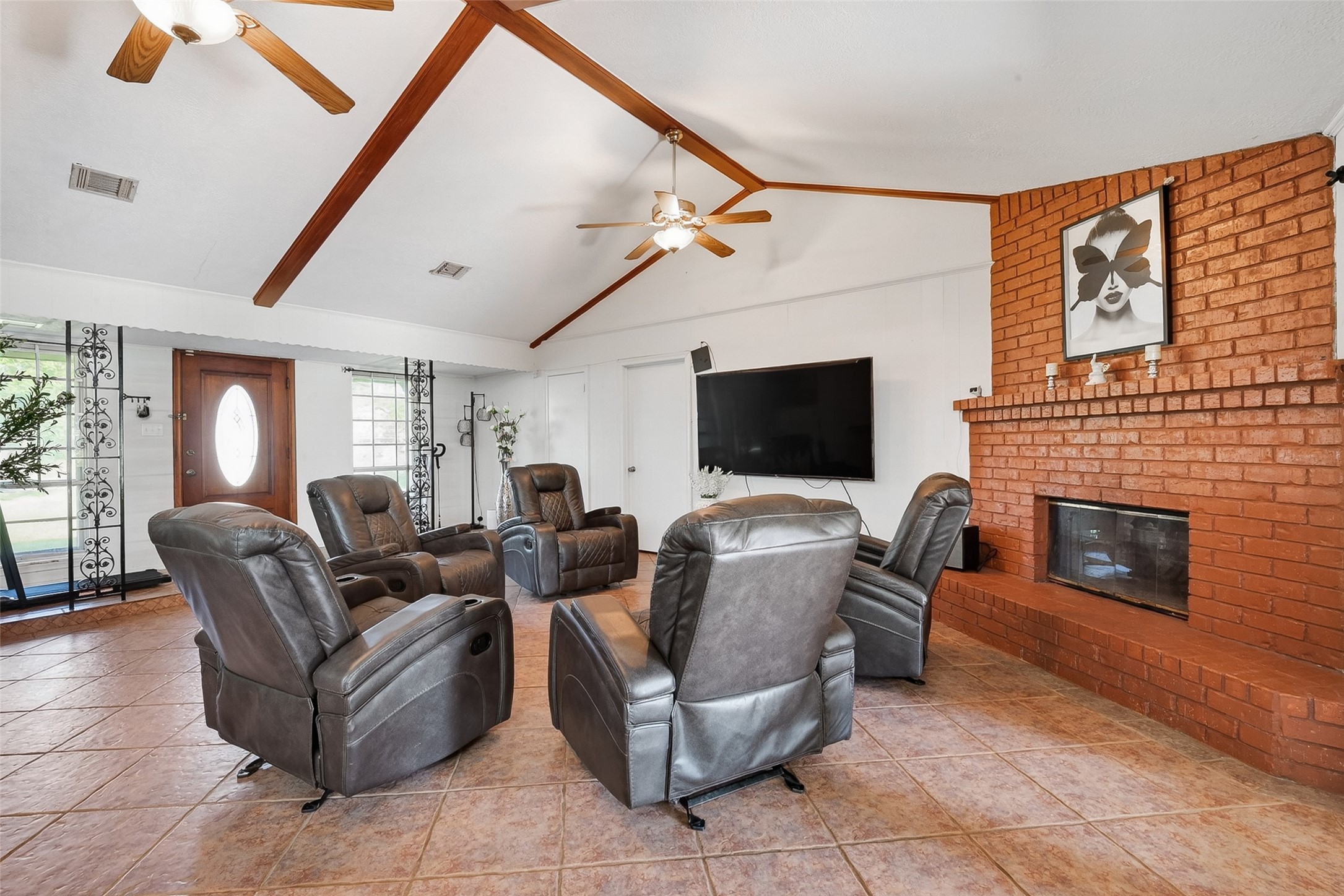 621 Elsbeth Road Channelview, TX 77530 - Photo 8 of 38