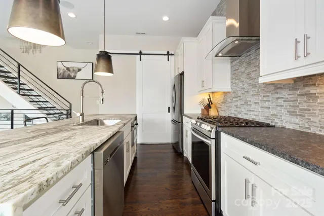 $825,000 | 924 Westbrook Drive, Unit A, Charlotte, NC 28202