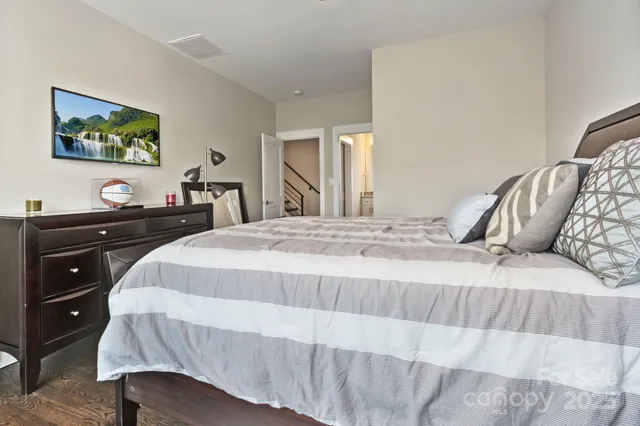 $825,000 | 924 Westbrook Drive, Unit A, Charlotte, NC 28202