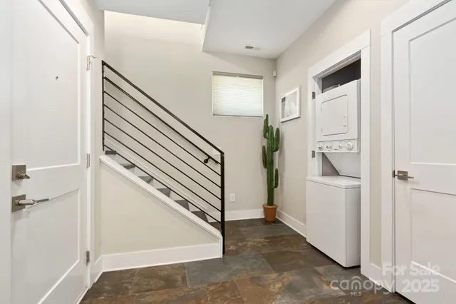 $825,000 | 924 Westbrook Drive, Unit A, Charlotte, NC 28202