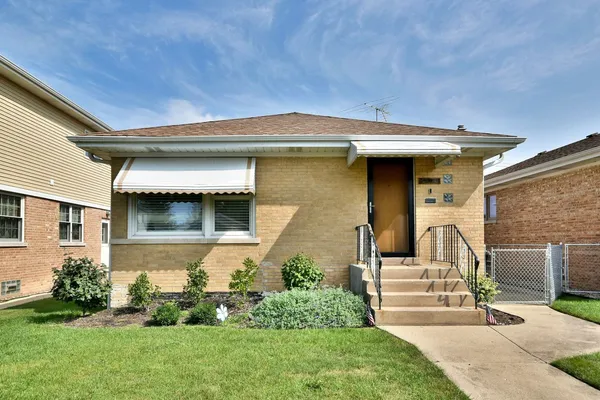 $3,000 | 7309 North Ottawa Avenue, Chicago, IL 60631