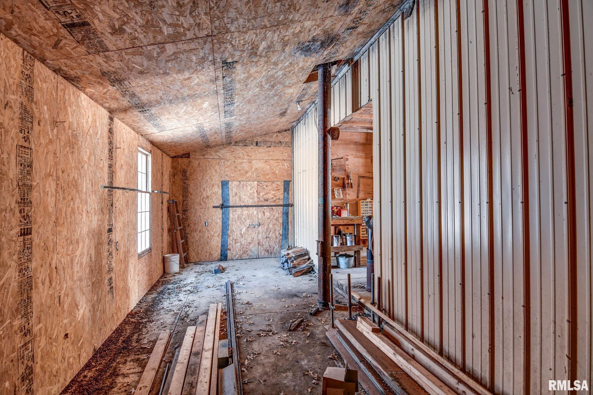 897 East 1320 North Road Taylorville, IL 62568 - Photo 28 of 49