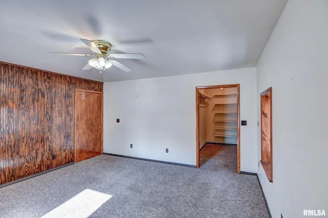 $229,900 | 897 East 1320 North Road, Taylorville, IL 62568