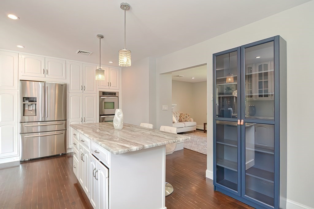 18 Cabot Road Holliston, MA 01746 - Photo 9 of 41 Gallery Image 9