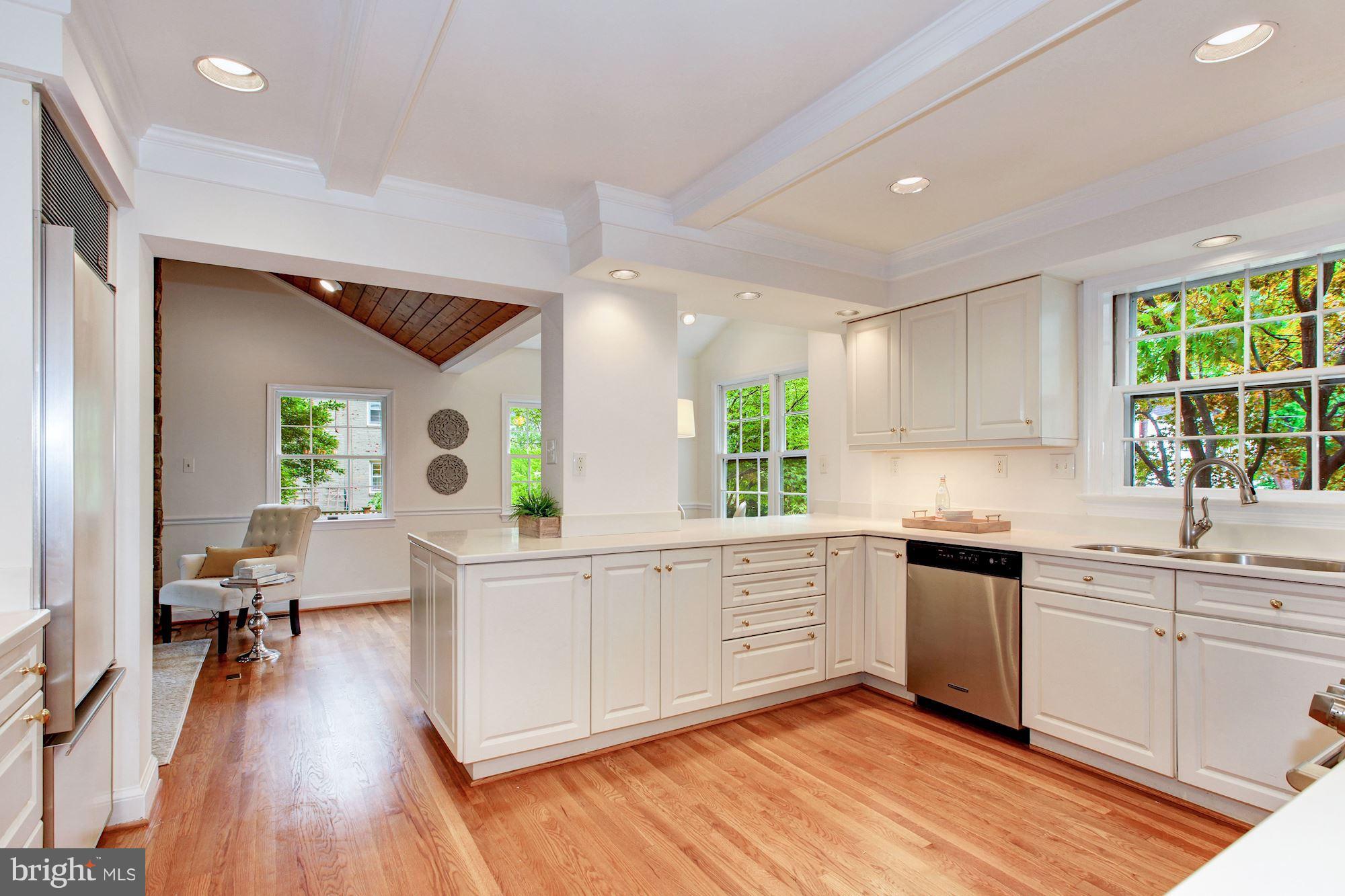 5304 Elliott Road Bethesda, MD 20816 - Photo 12 of 30 Kitchen