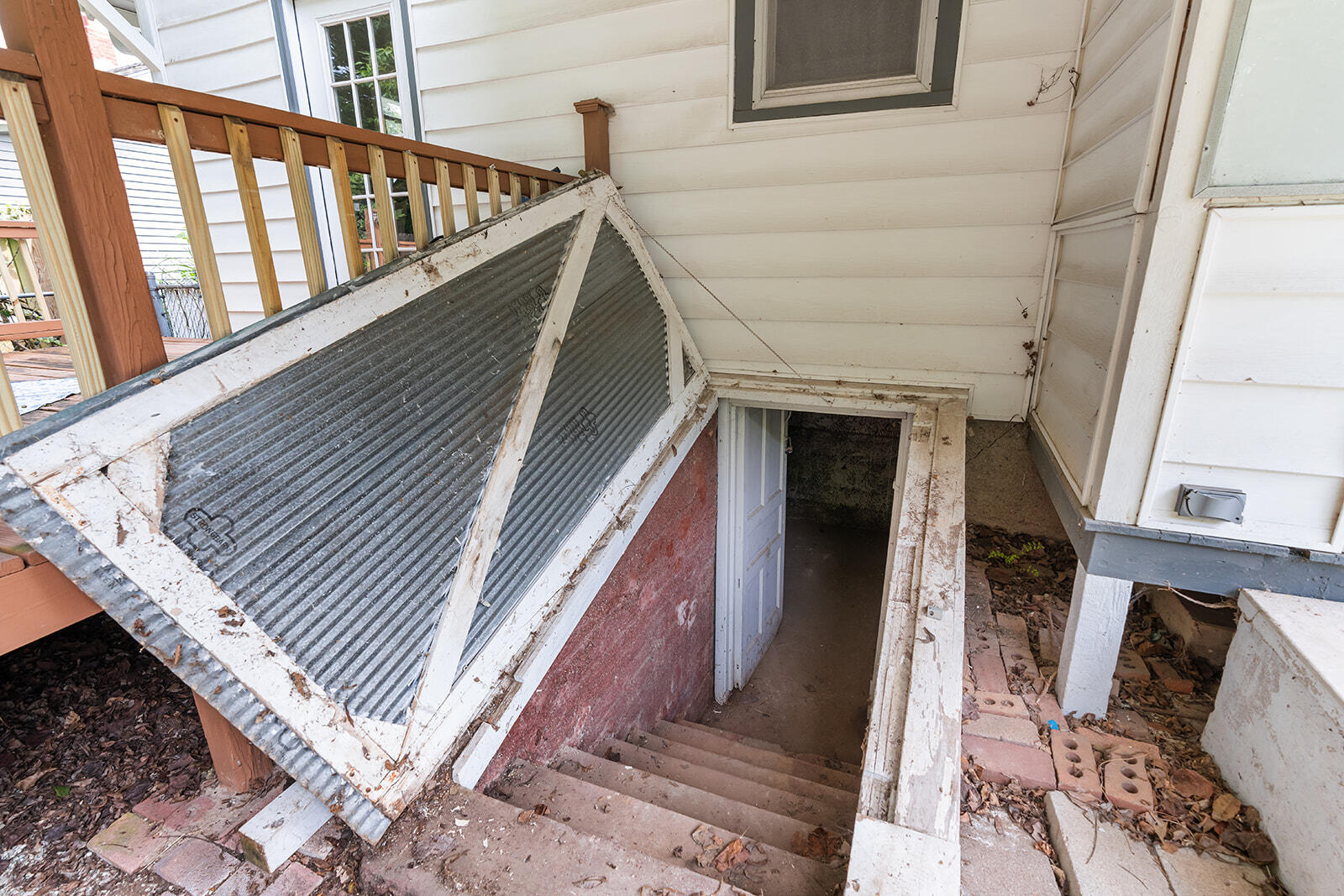 1605 East Cairo Street Springfield, MO 65802 - Photo 21 of 22 Cellar