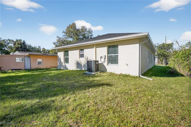 $284,900 | 4402 Armeda Avenue, Fort Myers, FL 33905