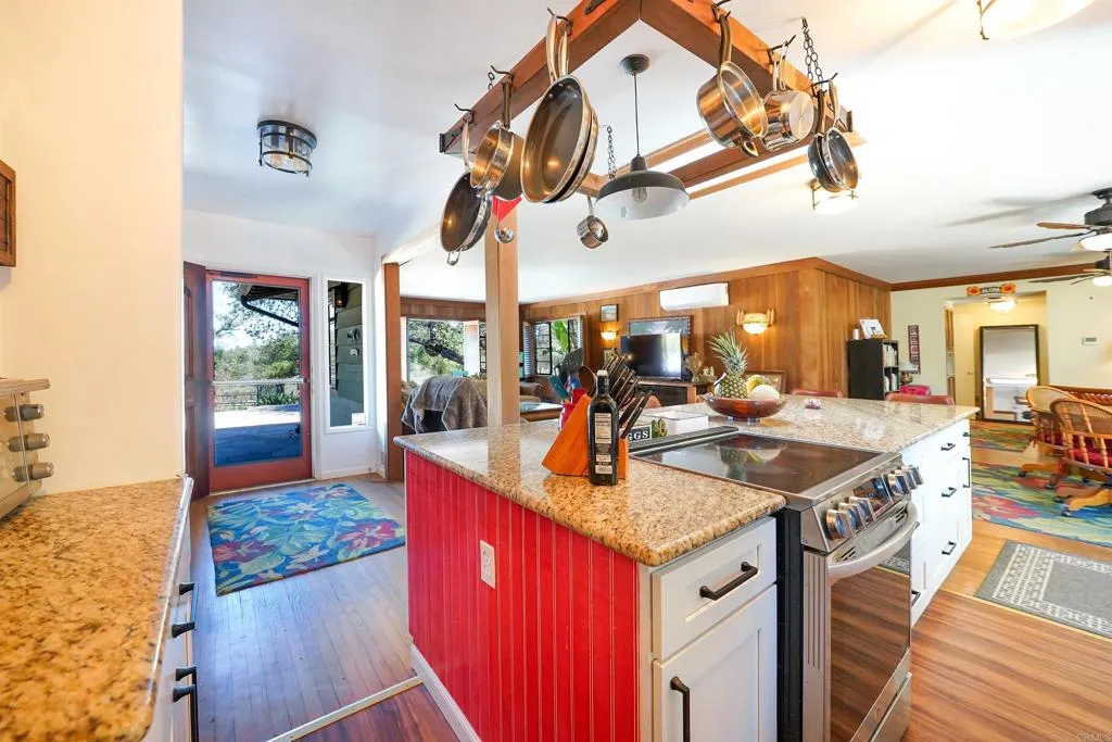 15655 Oak Valley Road Ramona, CA 92065 - Photo 16 of 49 Gallery Image 16