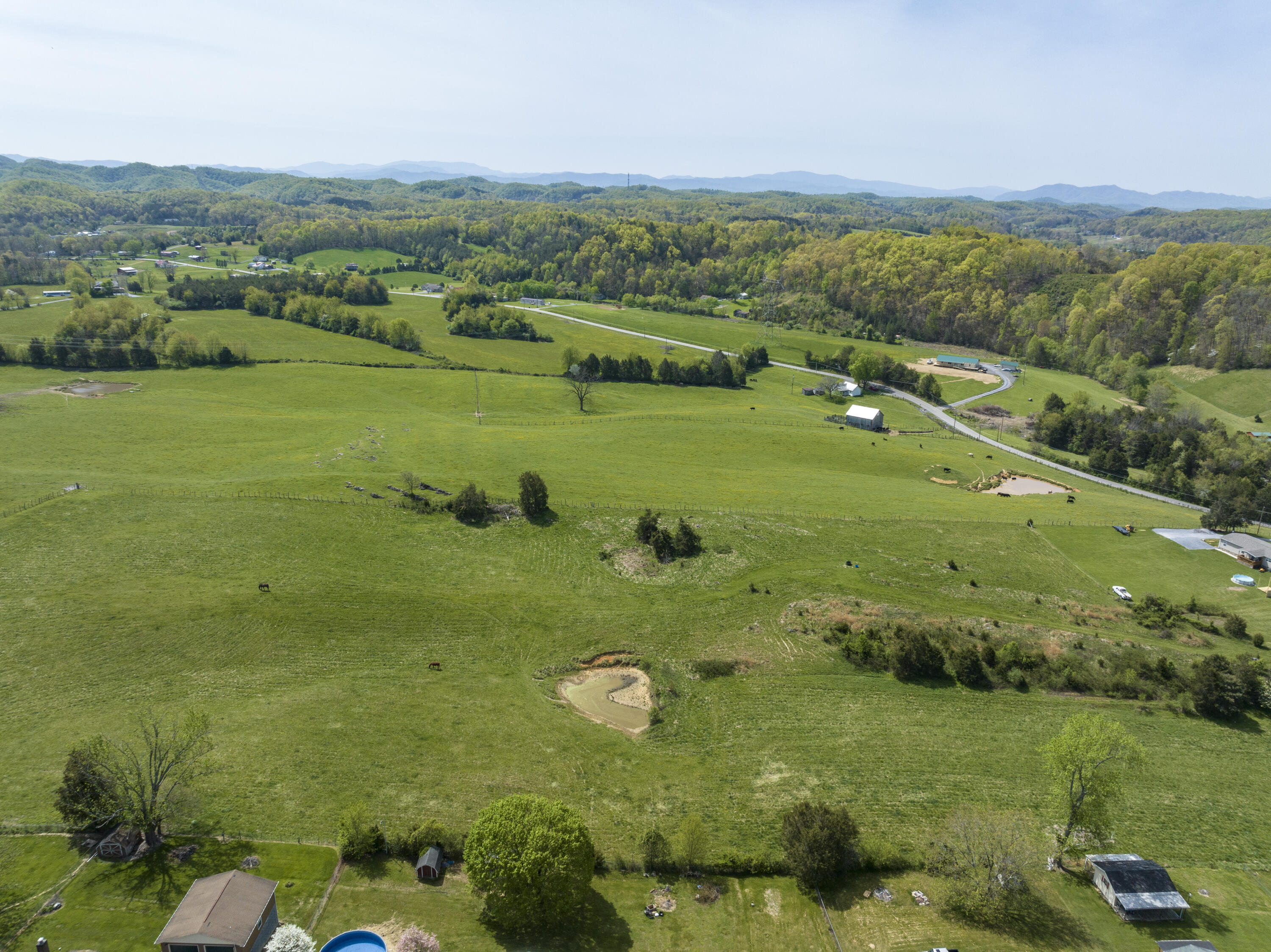 277 Walnut Grove Road Bluff City, TN 37618 - Photo 11 of 33 WalnutAerials-10