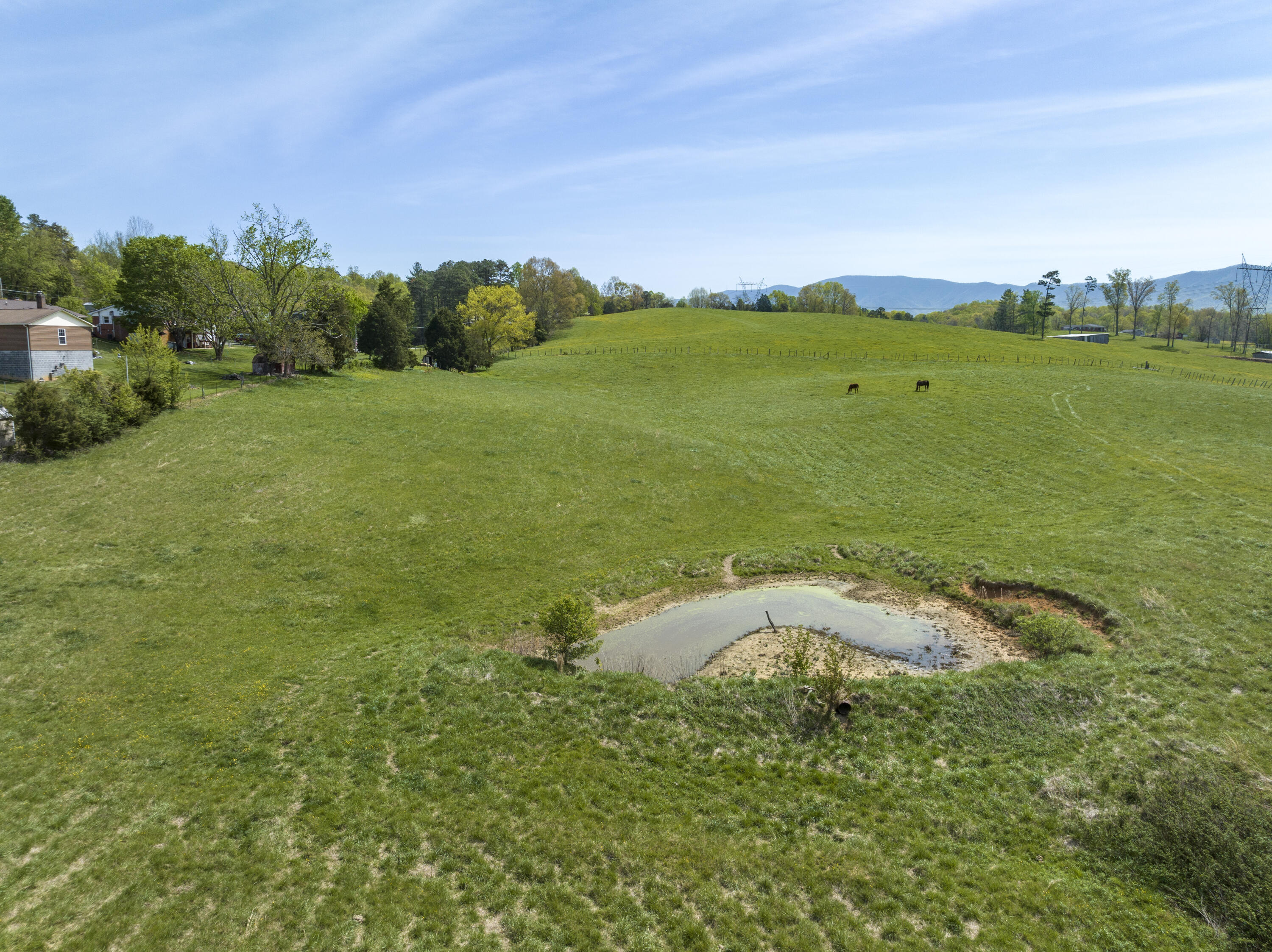 277 Walnut Grove Road Bluff City, TN 37618 - Photo 26 of 33 WalnutAerials-26
