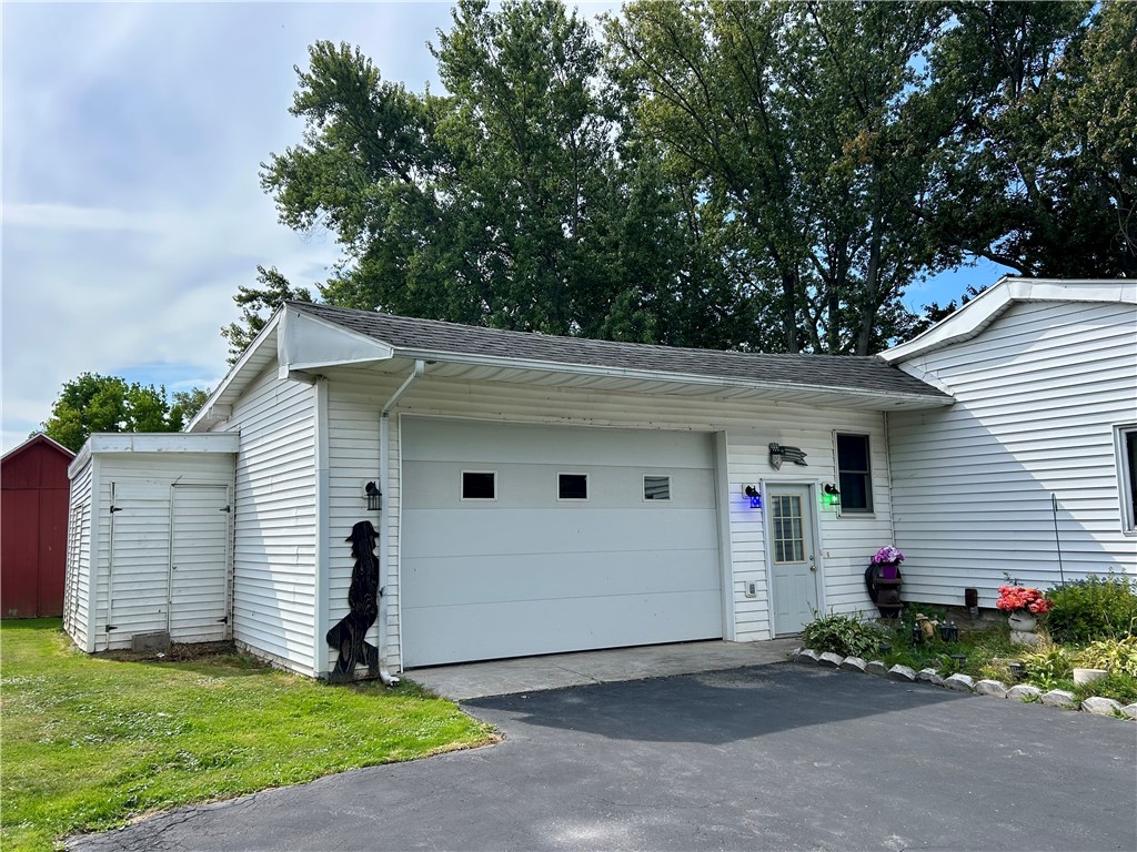 615 Morton Road Hamlin, NY 14464 - Photo 2 of 24