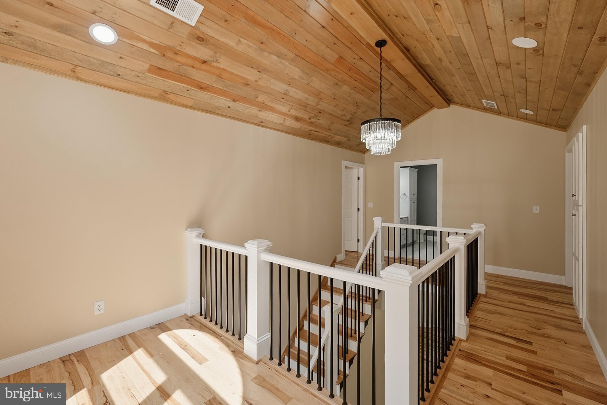 114 Dripping Spring Road Morgantown, WV 26508 - Photo 52 of 88 Upper Level Foyer/Sitting Area