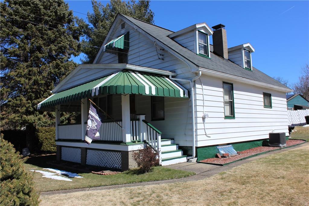 33 Lindsay Road Carnegie, PA 15106 - Photo 3 of 18 Gallery Image 3