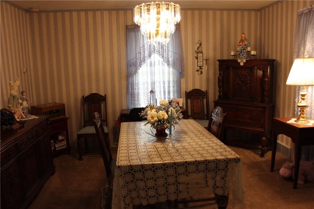 33 Lindsay Road Carnegie, PA 15106 - Photo 6 of 18 Gallery Image 6
