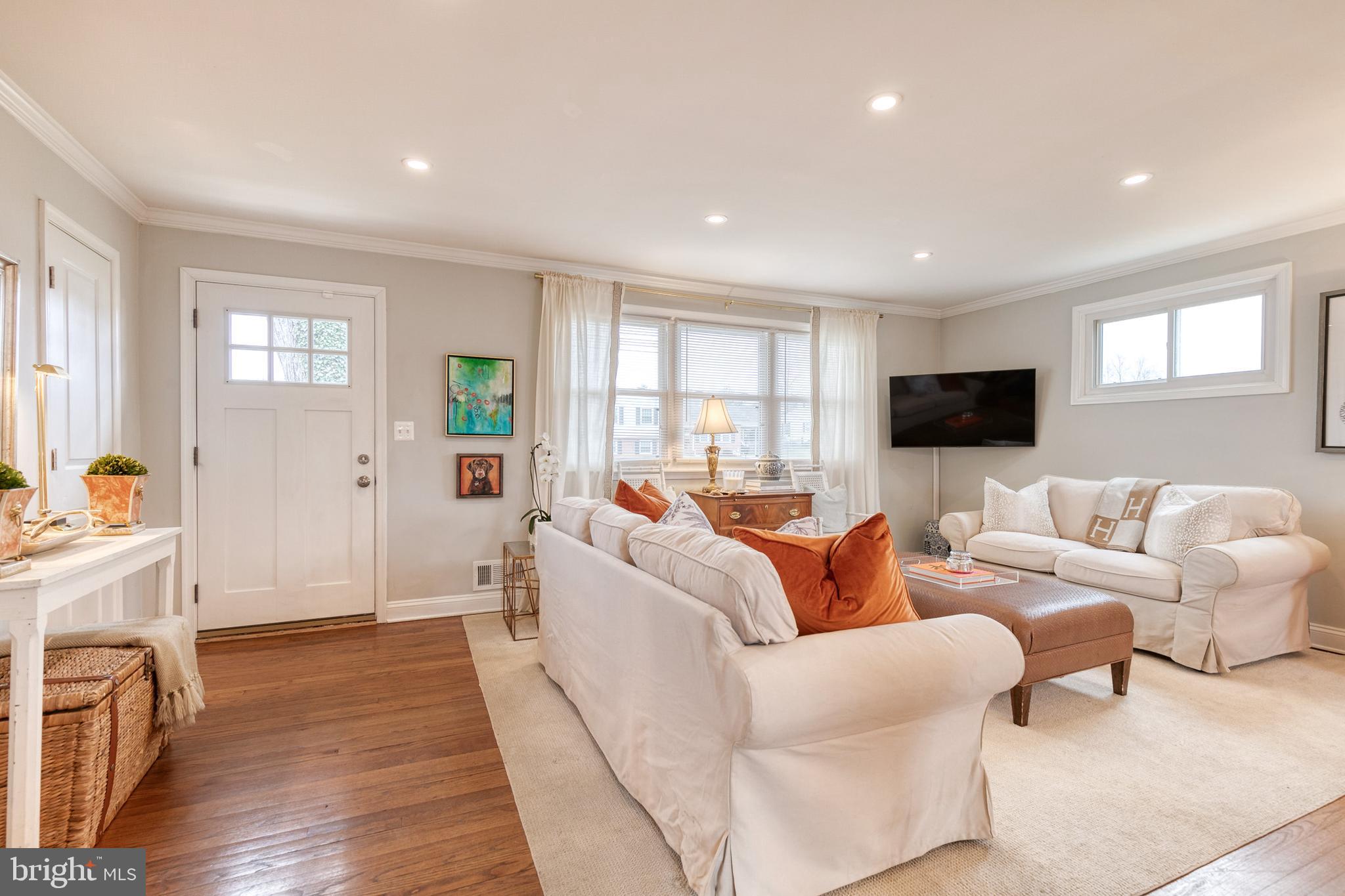 8203 Thornton Road Towson, MD 21204 - Photo 4 of 40 Gallery Image 4