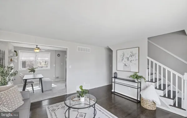 $3,100 | 243 Highmeadow Road, Reisterstown, MD 21136