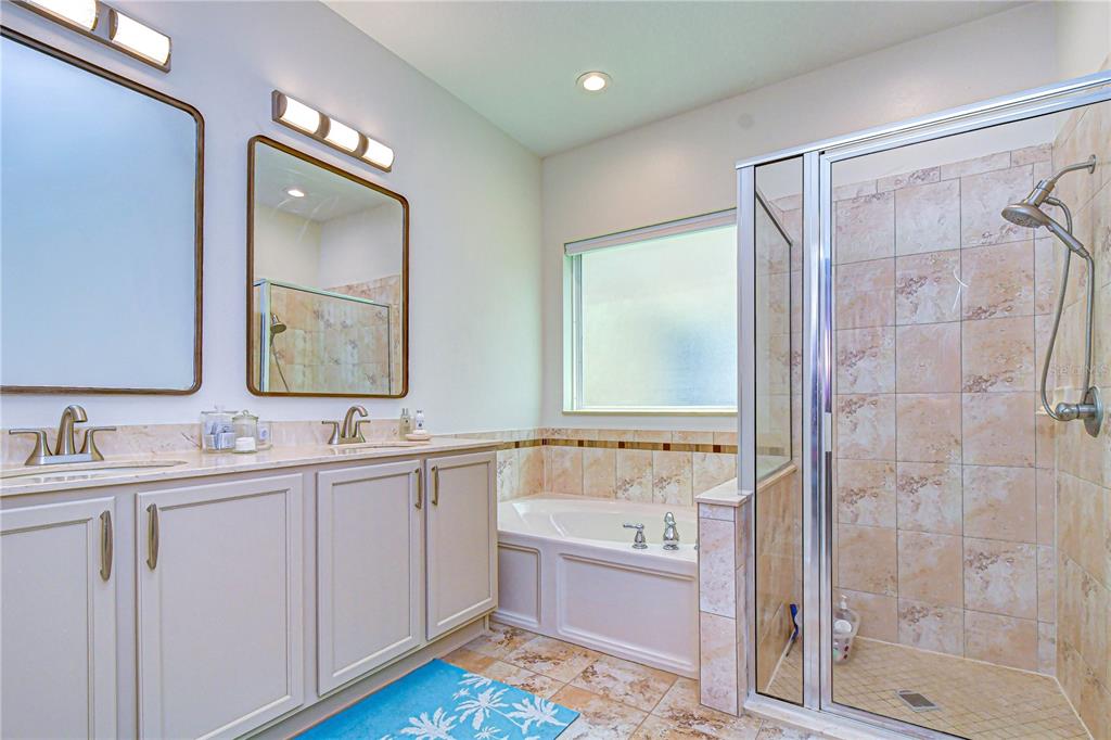 5301 Match Point Place Lithia, FL 33547 - Photo 19 of 39