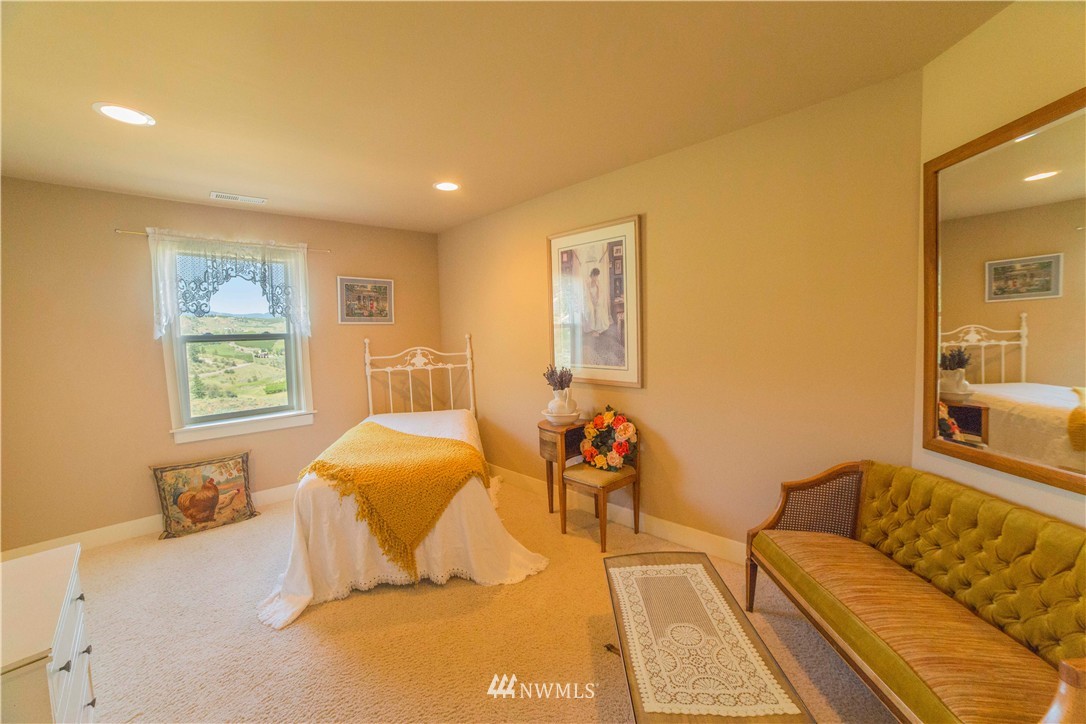 3265 Cathedral Rock Road Malaga, WA 98828 - Photo 19 of 25 Gallery Image 19