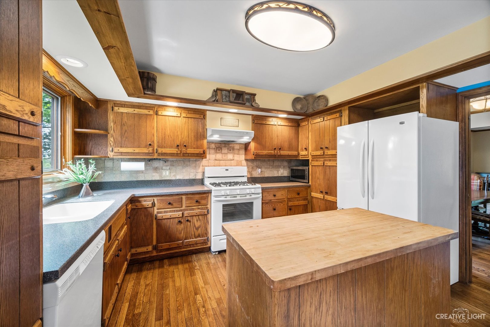 43W432 Thornapple Tree Road Sugar Grove, IL 60554 - Photo 12 of 37
