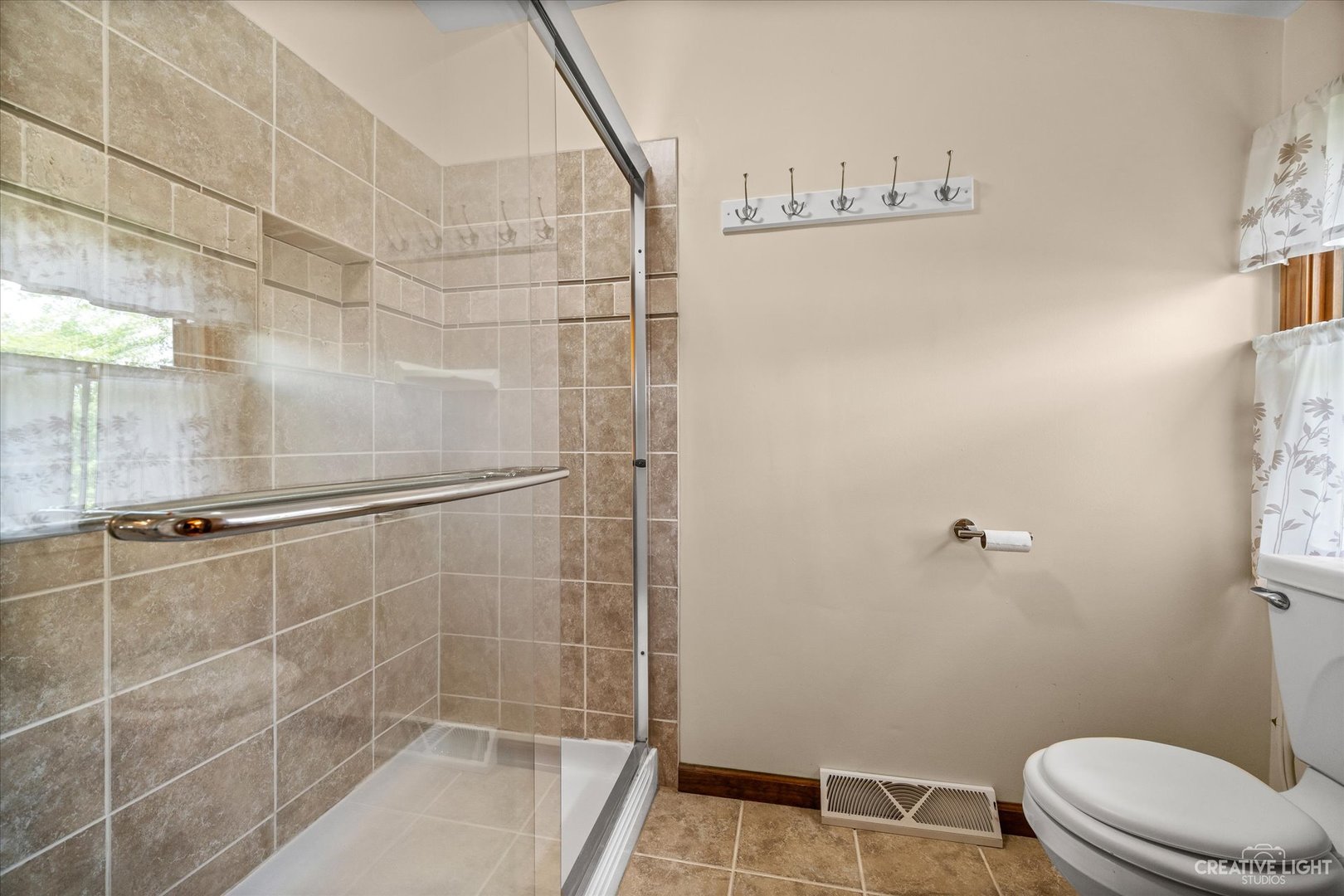 43W432 Thornapple Tree Road Sugar Grove, IL 60554 - Photo 20 of 37
