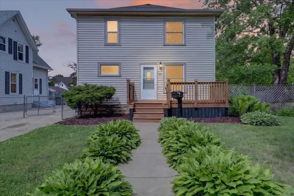 $274,900 | 625 Yuba Street, Janesville, WI 53545