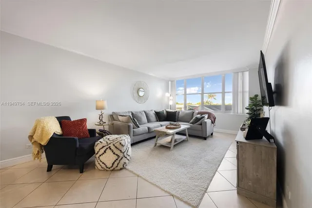 $315,000 | 7441 Wayne Avenue, Unit 2B, Miami Beach, FL 33141