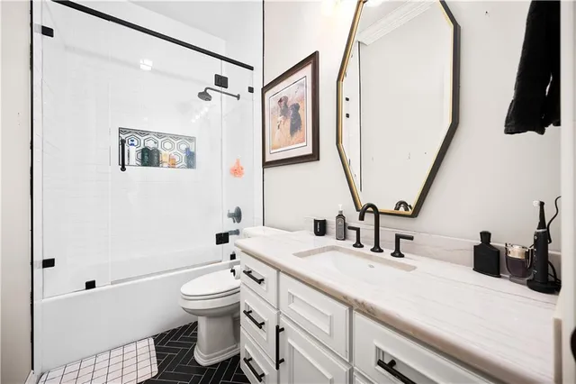 $675,000 | 136 Evanshel Lane, Alexandria, LA 71303