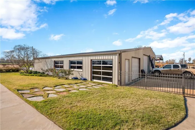 $675,000 | 136 Evanshel Lane, Alexandria, LA 71303