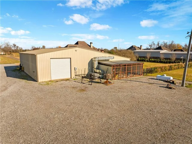 $675,000 | 136 Evanshel Lane, Alexandria, LA 71303