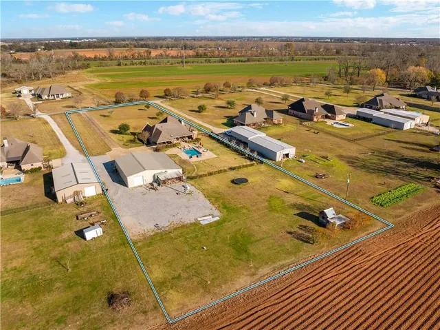 $675,000 | 136 Evanshel Lane, Alexandria, LA 71303