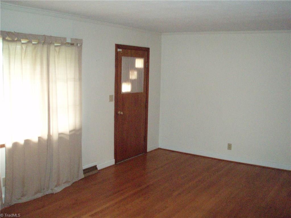 1316 Meadowbrook Road Asheboro, NC 27203 - Photo 7 of 9 Gallery Image 7