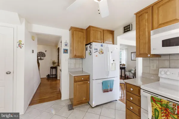 $925,000 | 9301 Willow Pond Lane, Burke, VA 22015