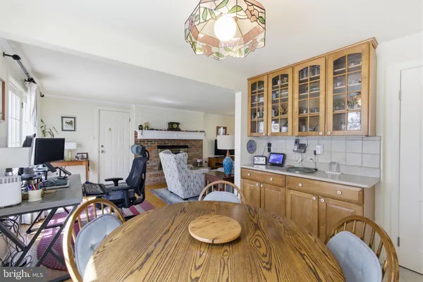 $925,000 | 9301 Willow Pond Lane, Burke, VA 22015
