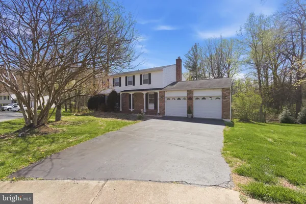 $925,000 | 9301 Willow Pond Lane, Burke, VA 22015