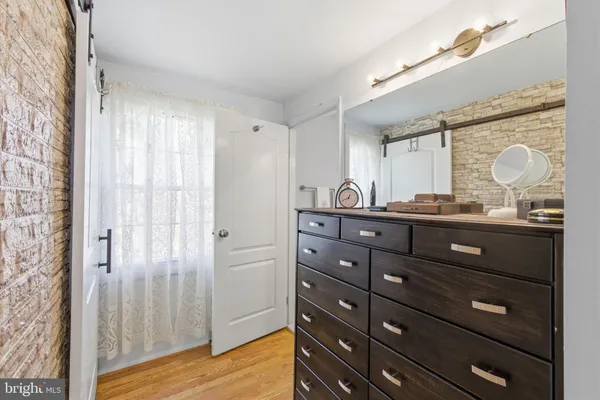 $925,000 | 9301 Willow Pond Lane, Burke, VA 22015