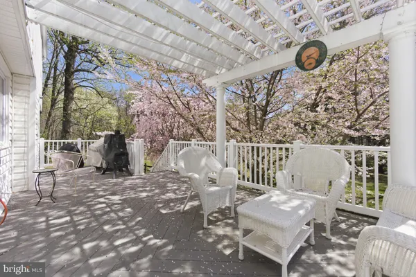 $925,000 | 9301 Willow Pond Lane, Burke, VA 22015