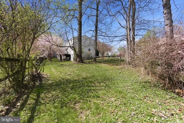 $925,000 | 9301 Willow Pond Lane, Burke, VA 22015