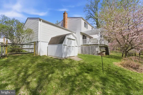 $925,000 | 9301 Willow Pond Lane, Burke, VA 22015