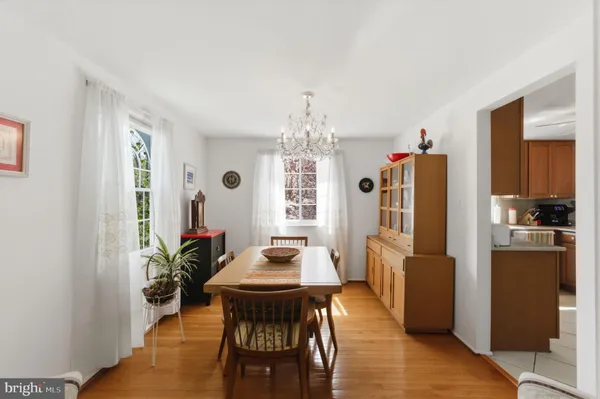 $925,000 | 9301 Willow Pond Lane, Burke, VA 22015