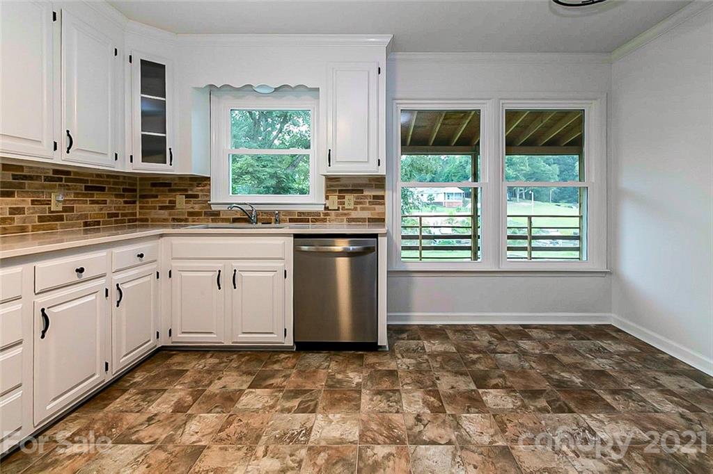 5252 Bay Road Rock Hill, SC 29732 - Photo 6 of 16 Gallery Image 6