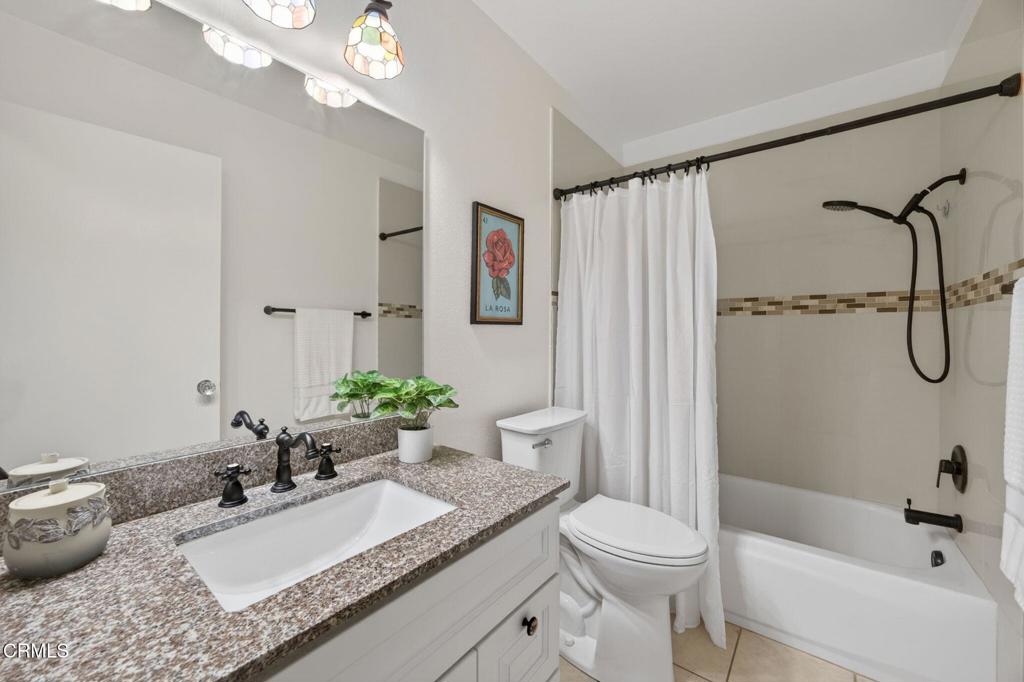 3720 Via Pacifica Walk Oxnard, CA 93035 - Photo 23 of 37 26-web-or-mls-Upmarket Media-3720ViaP089