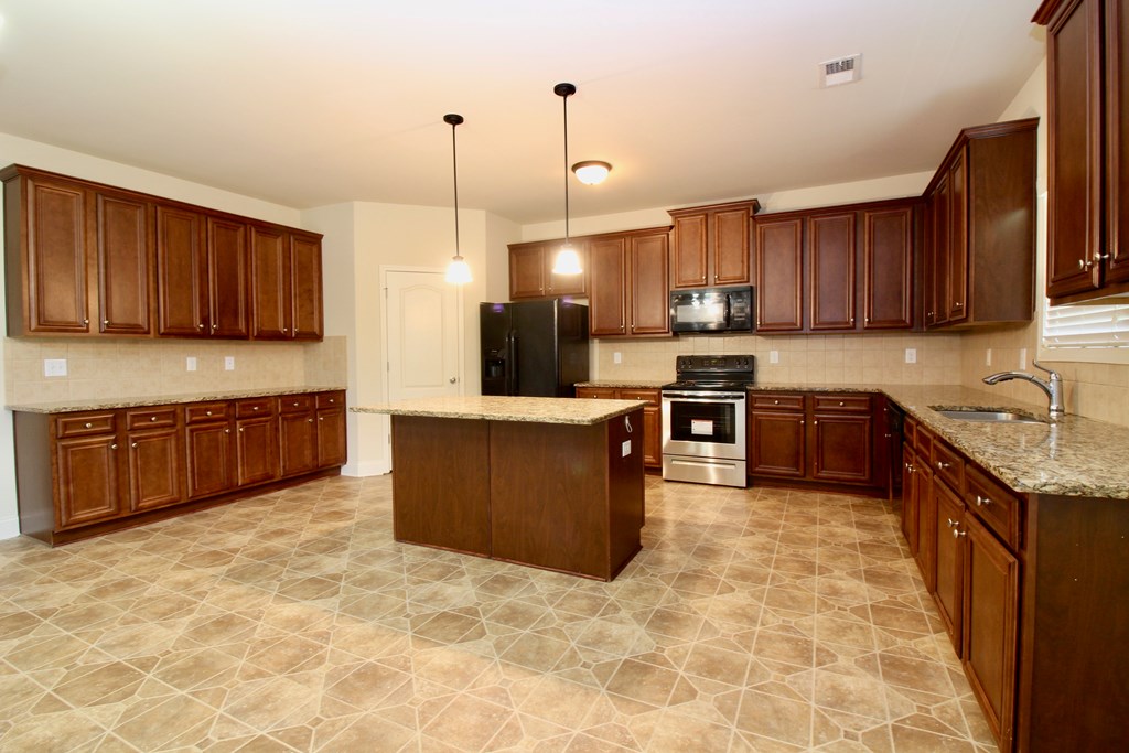 28 Riverside Landing Fort Mitchell, AL 36856 - Photo 11 of 50