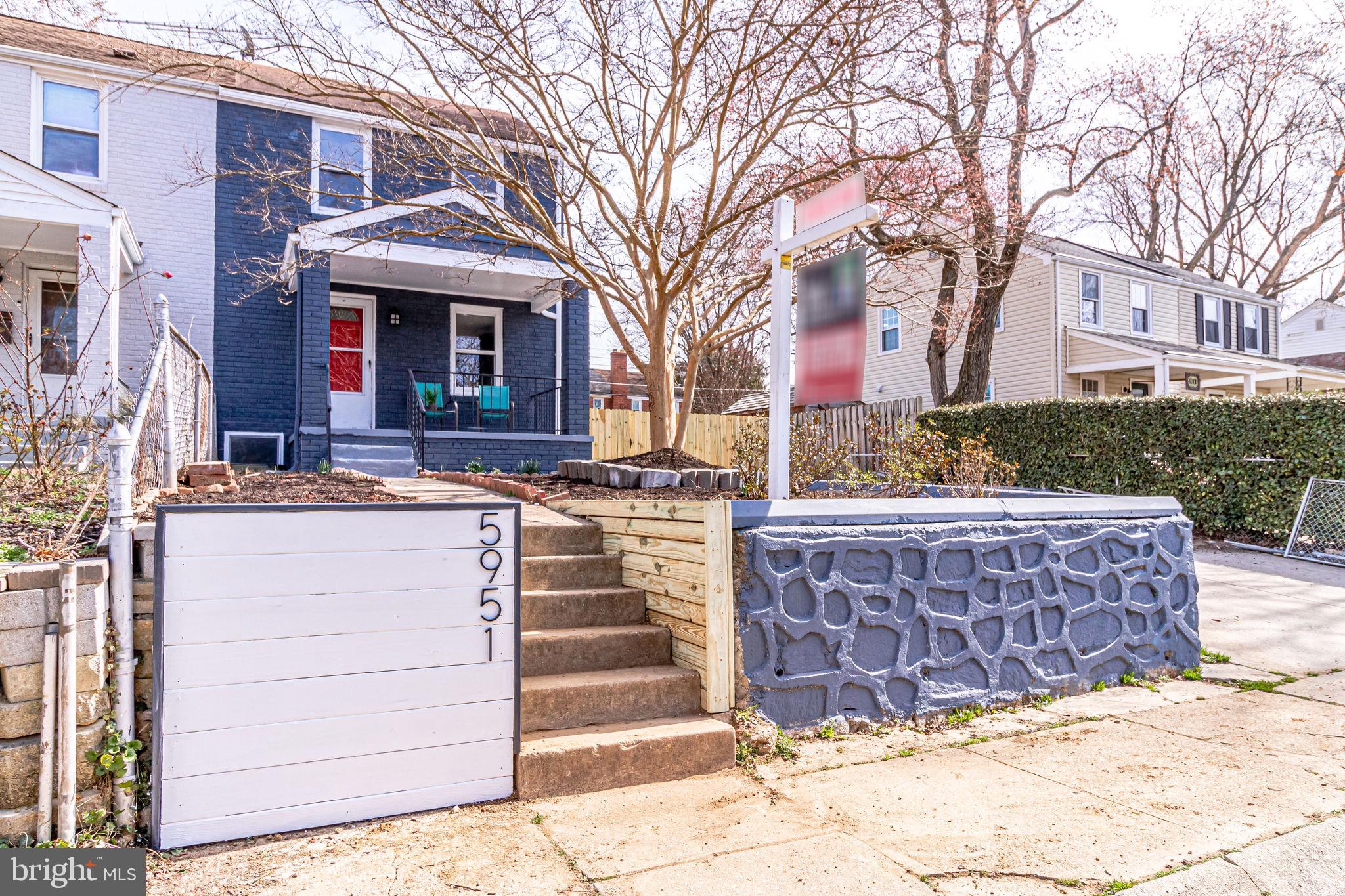 5951 Williamsburg Road Alexandria, VA 22303 - Photo 2 of 36