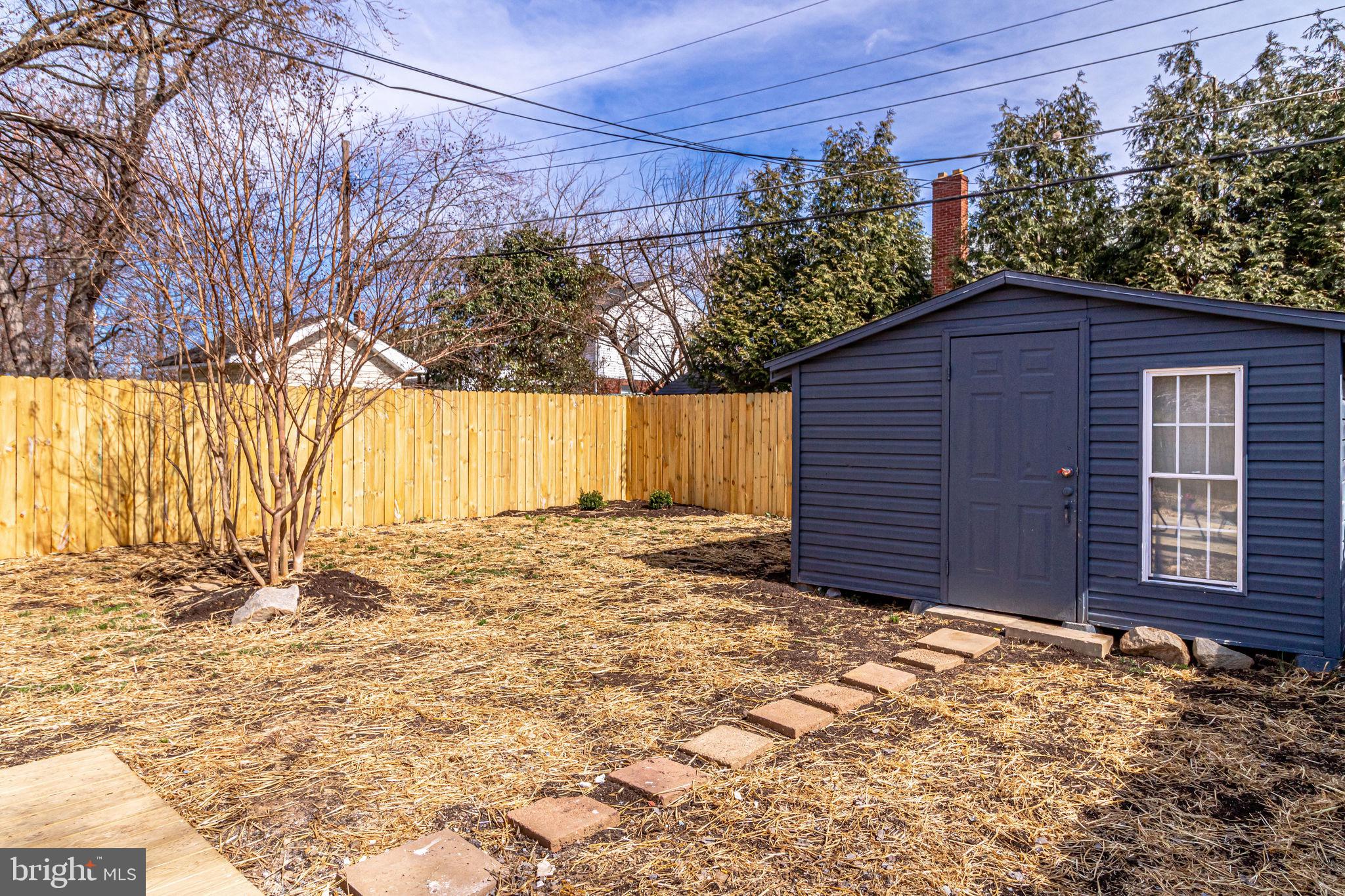 5951 Williamsburg Road Alexandria, VA 22303 - Photo 33 of 36