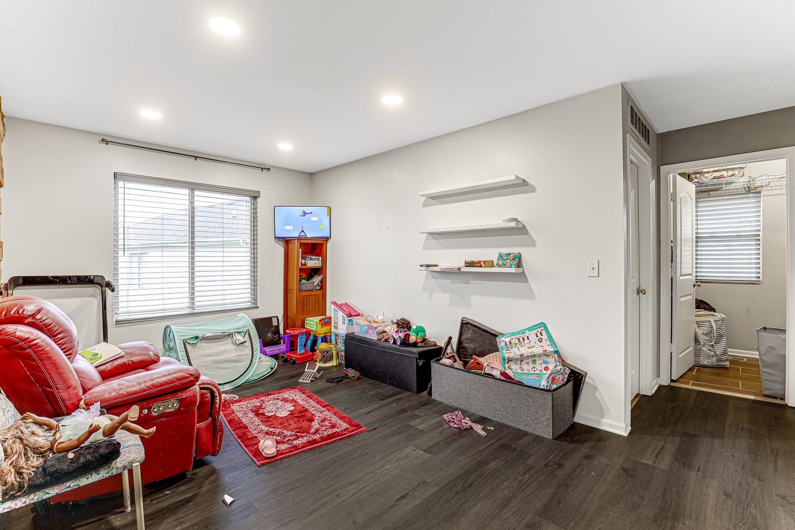 13051 Bucksburn Court Beach Park, IL 60083 - Photo 11 of 21