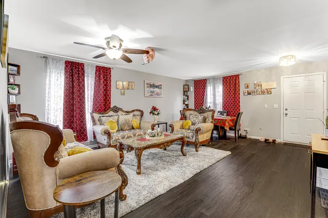 $399,000 | 13051 Bucksburn Court, Beach Park, IL 60083