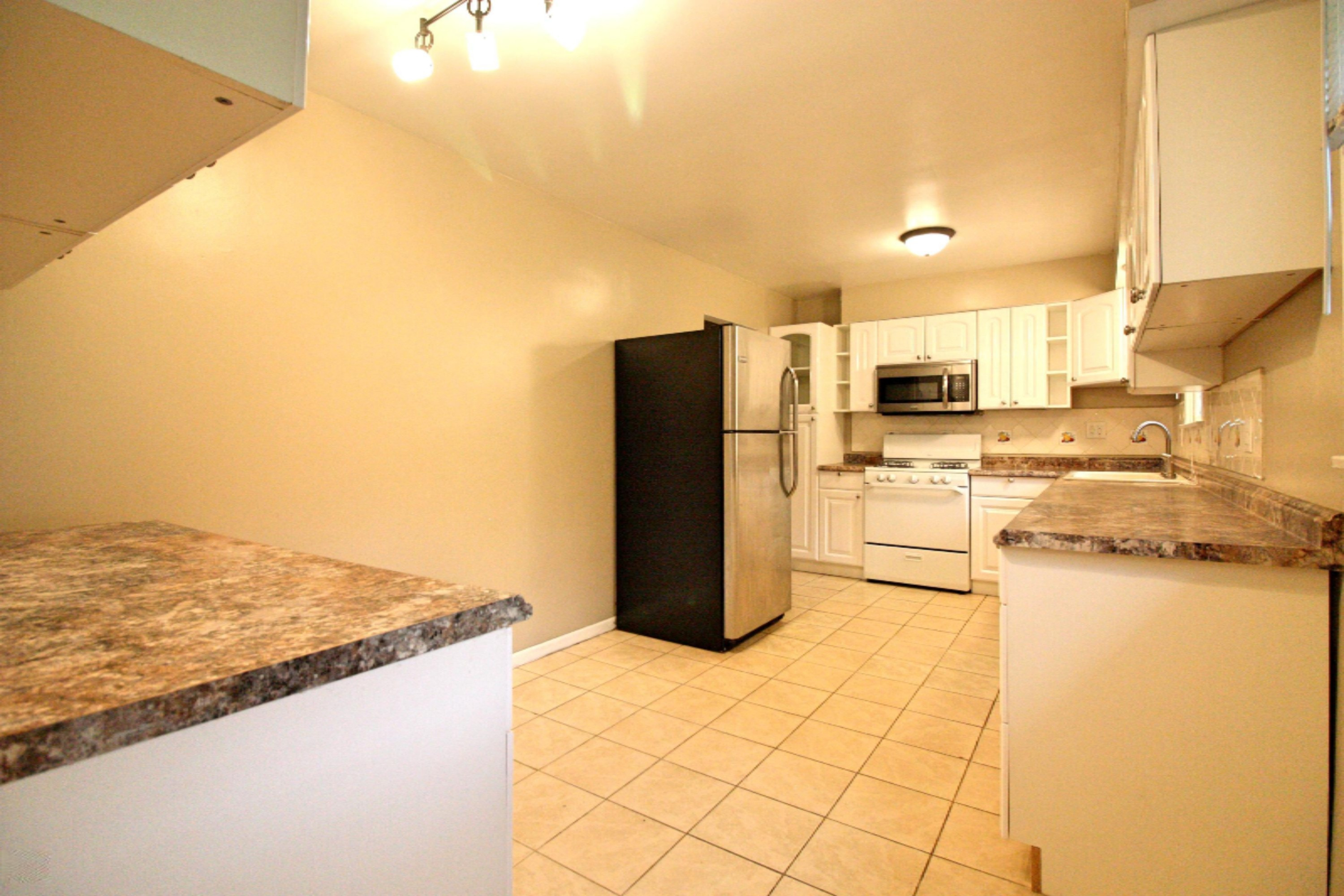 3 Oak Grove Road Springfield, MI 49037 - Photo 11 of 31 IMG_0088