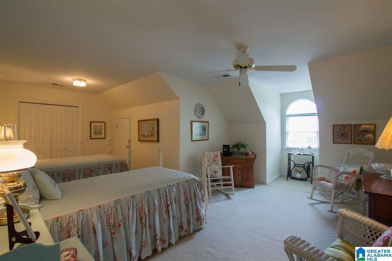 305 Newgate Court Alabaster, AL 35007 - Photo 33 of 50